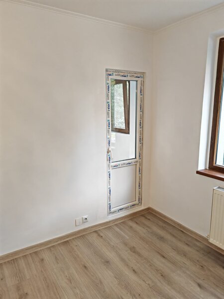 Nicolae Grigorescu, piata Matei Ambrozie